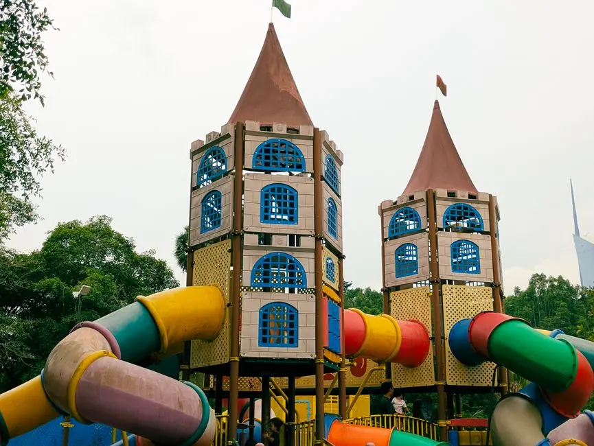 Community at MAHAGUN ACE-MAHAGUN MEDALLEO, Sector 107, Noida